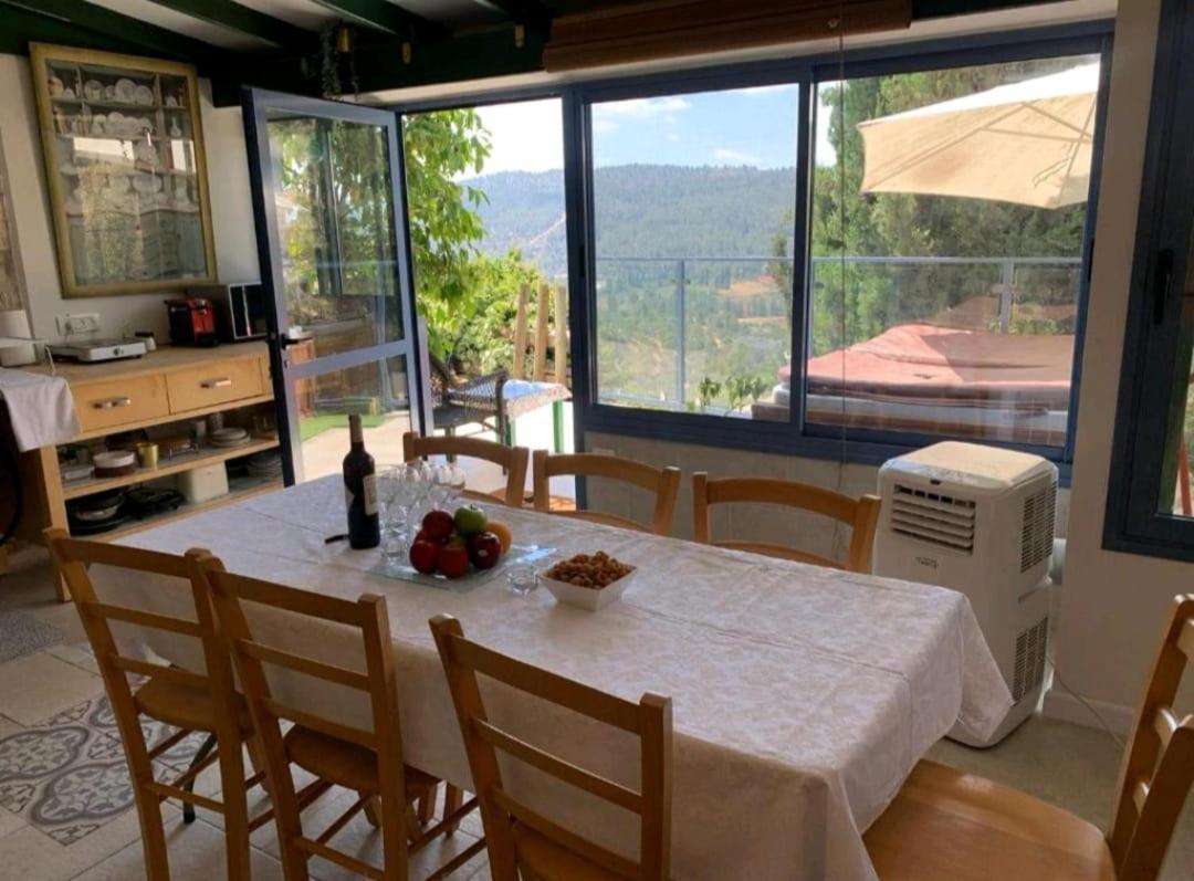 View Of The Valley Guest House Jerusalém Quarto foto